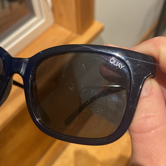 Quay Sunnies - Picture 7 of 12